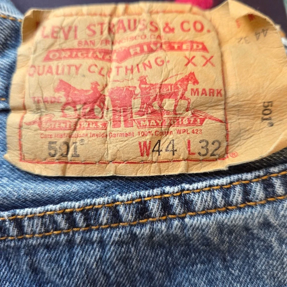 Levis 501‎ Original Straight Fit Mens Blue Jeans Medium Wash Button Fly